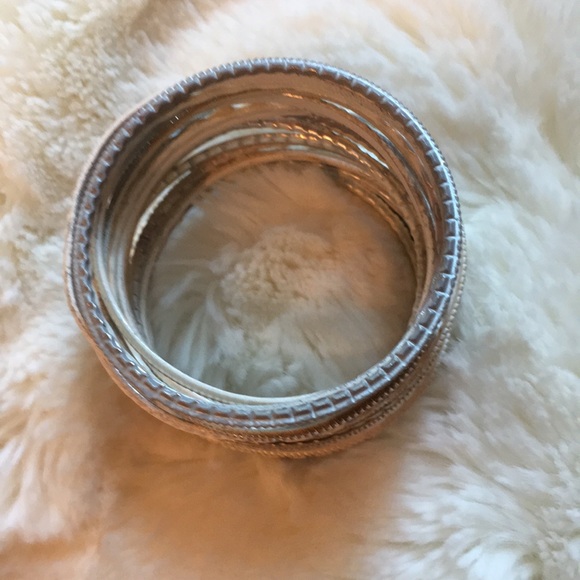 Set of 20 Bangles - Picture 3 of 3